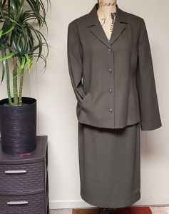 Work Attire - Blazer w/Long Skirt